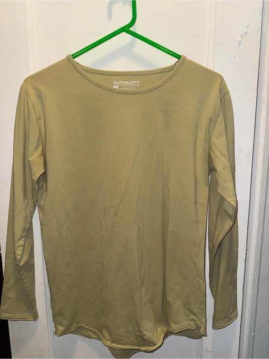 Alphalete Other - Alphalete T Shirt Long Sleeve Bundle Olive Green, Blue, Ripped Red